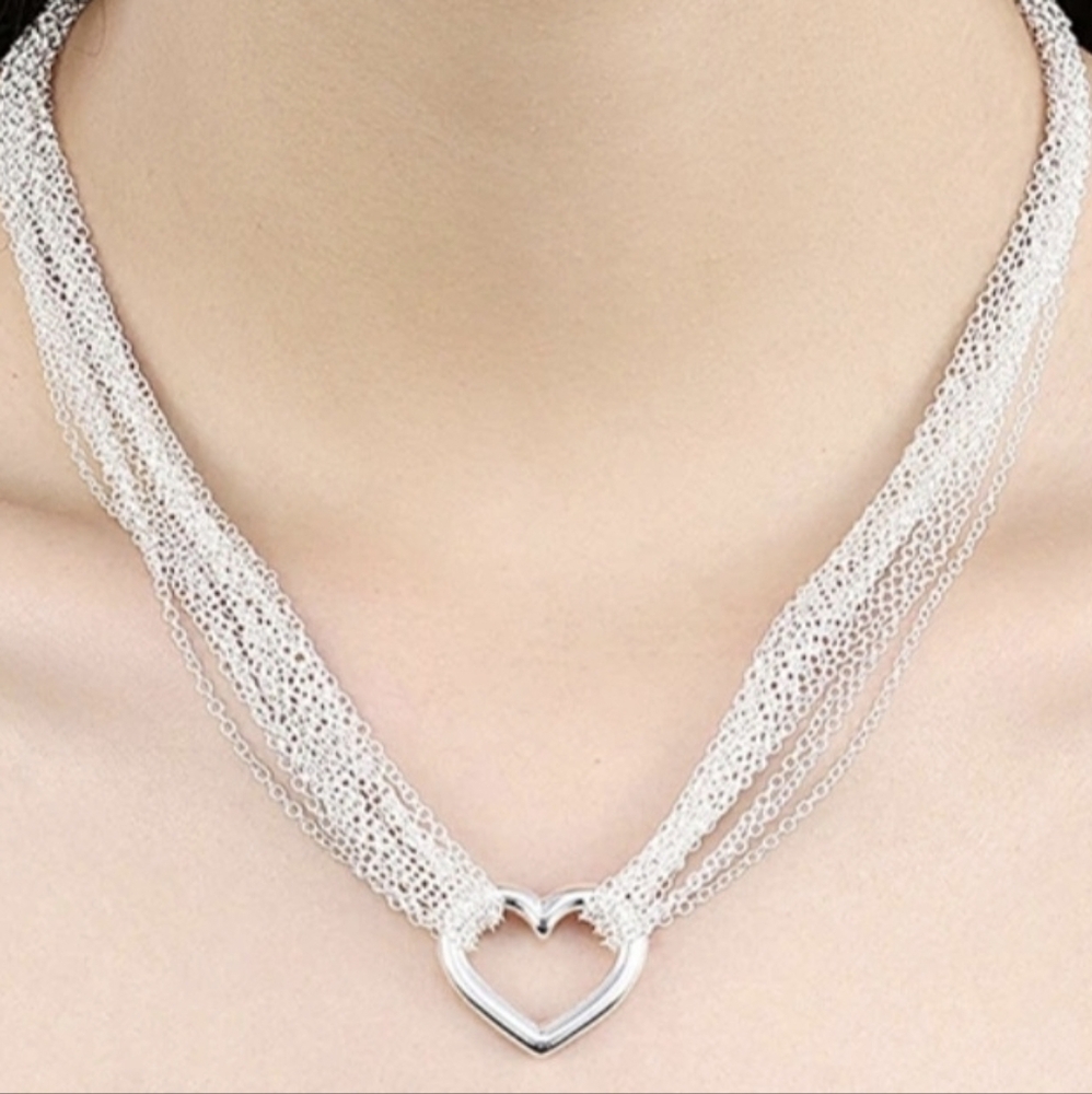 Gorgeous distinctive Heart Necklace - Picture 13 of 13
